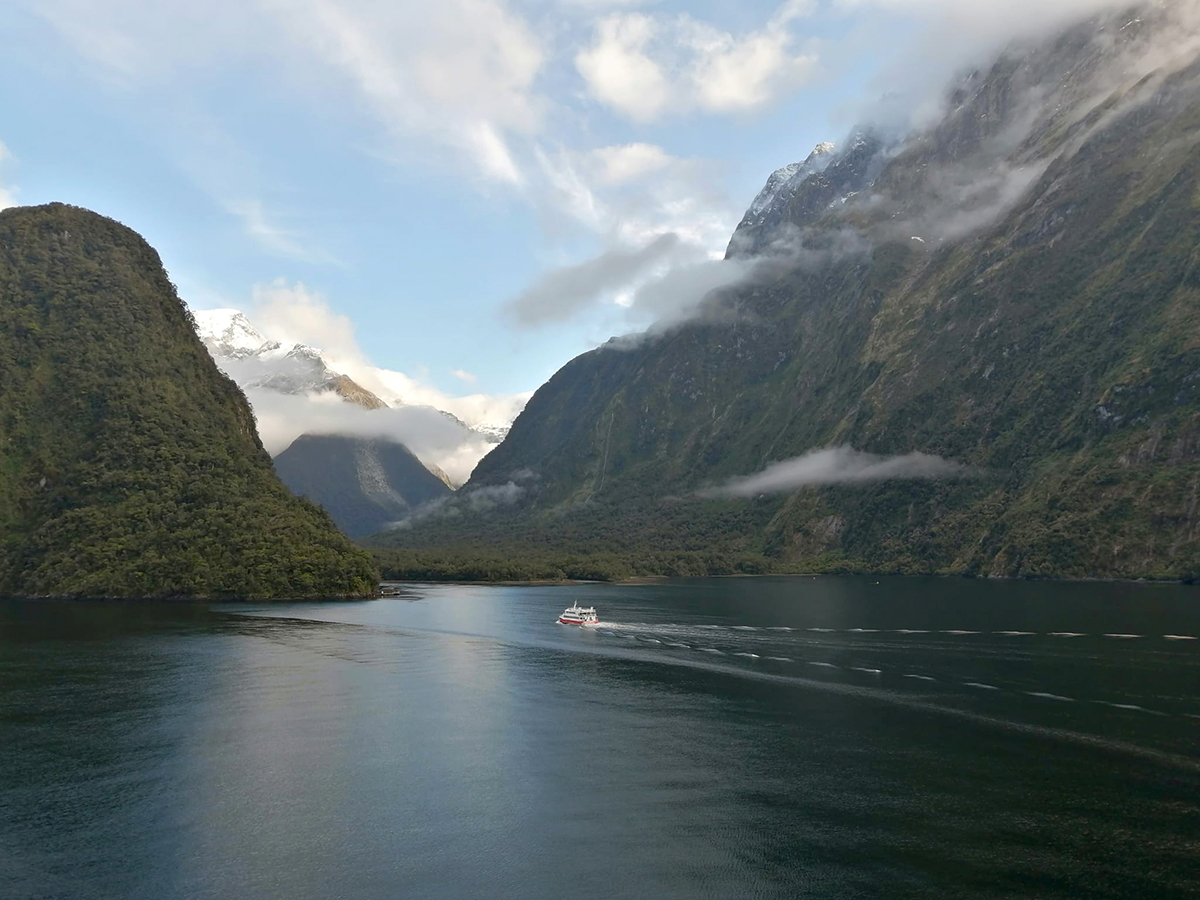 AU B 2303 01 1 copy 2