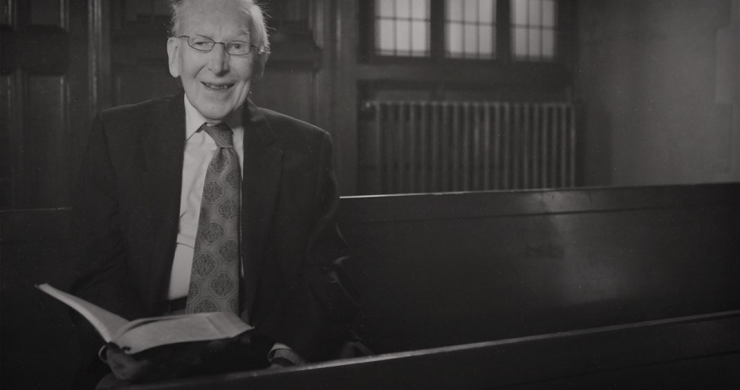 聖誕節看似溫馨，其實宣告震撼真理：救主以軟弱降臨，卻帶來永恆榮耀；在軟弱中倚靠恩典，正是巴刻所指的剛強之路