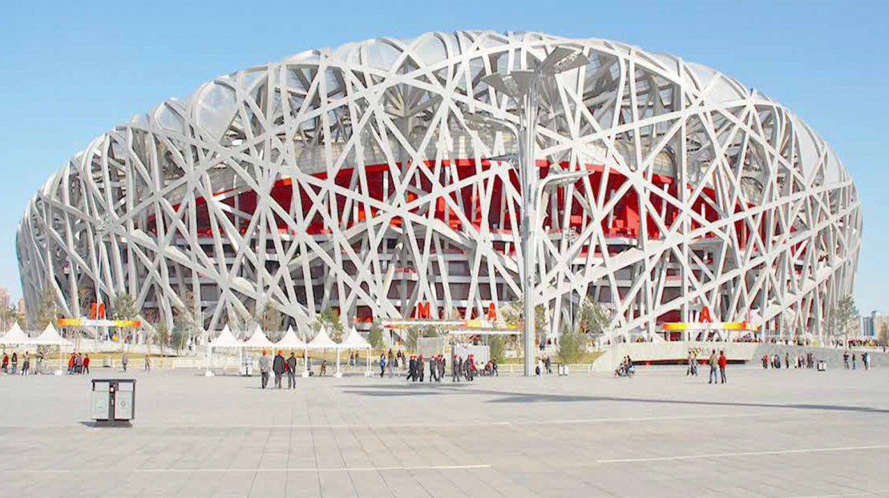 2026-02-EU_Web-Pg04a