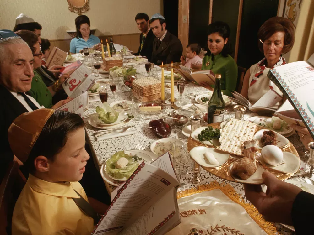 4月22日傍晚開始的逾越節(Passover)，以色列人最重要的節日的家宴(Seder)上，有首必唱的兒歌——《四個兒子》