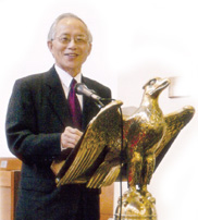 生命的旋律: 存留一生的果效——張明俊牧師服事瑣記